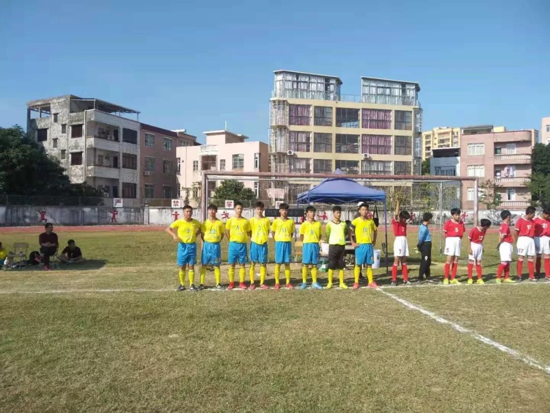 双滘中学足球队在阳春“市长杯”中挺进决赛