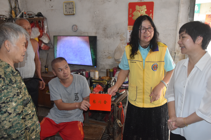 市残联联合广东狮子会春江服务队开展支援双滘镇残疾人家庭灾后重建活动