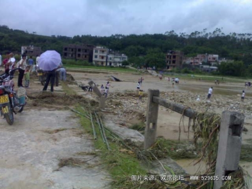 2010年9月21日双滘镇水灾，寨吉桥水灾后